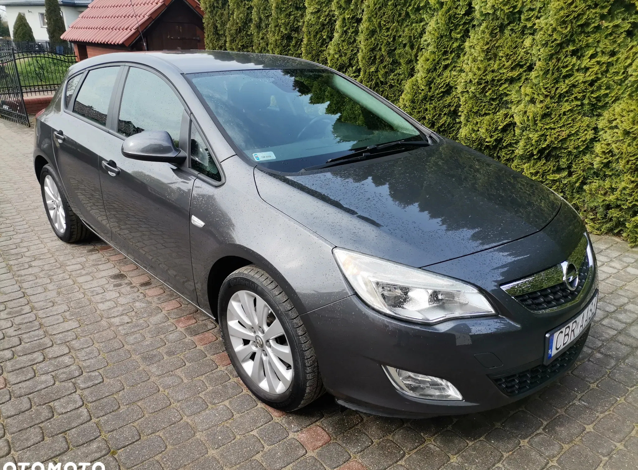 samochody osobowe Opel Astra cena 19900 przebieg: 231000, rok produkcji 2011 z Brodnica